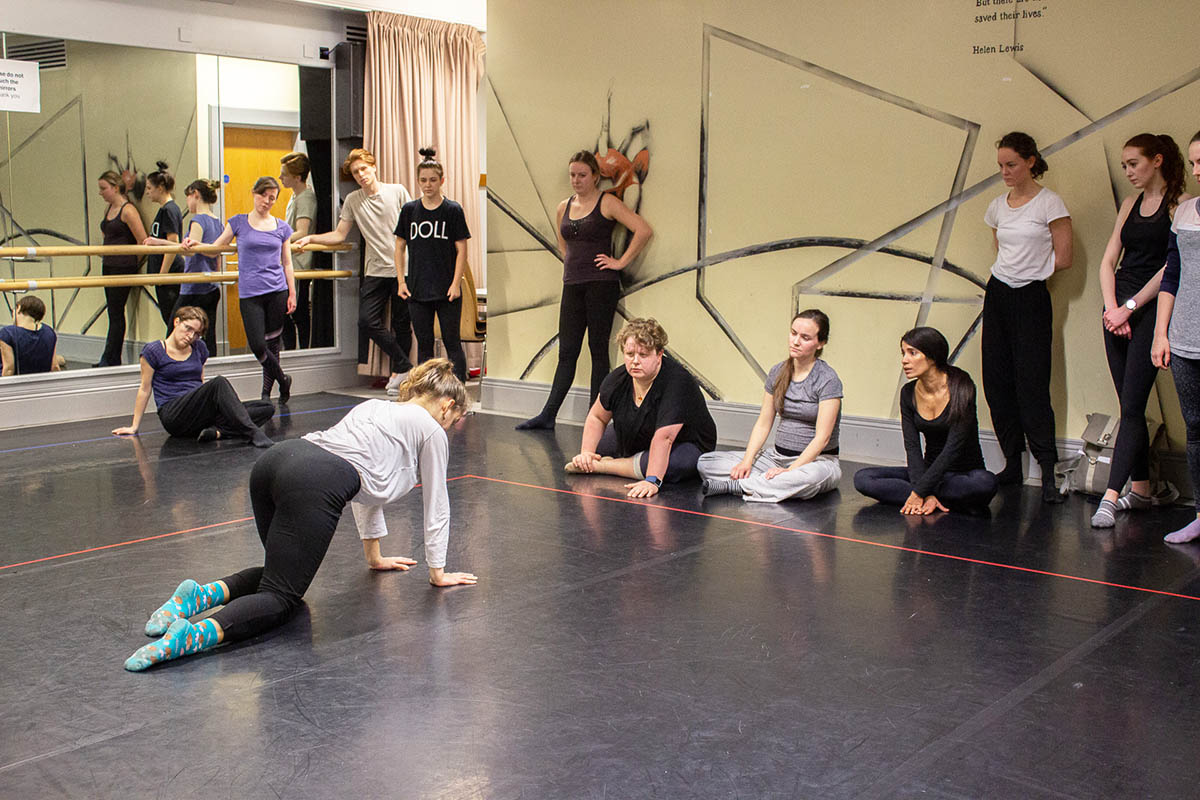 Contemporary Dance for Adults: Intermediate 