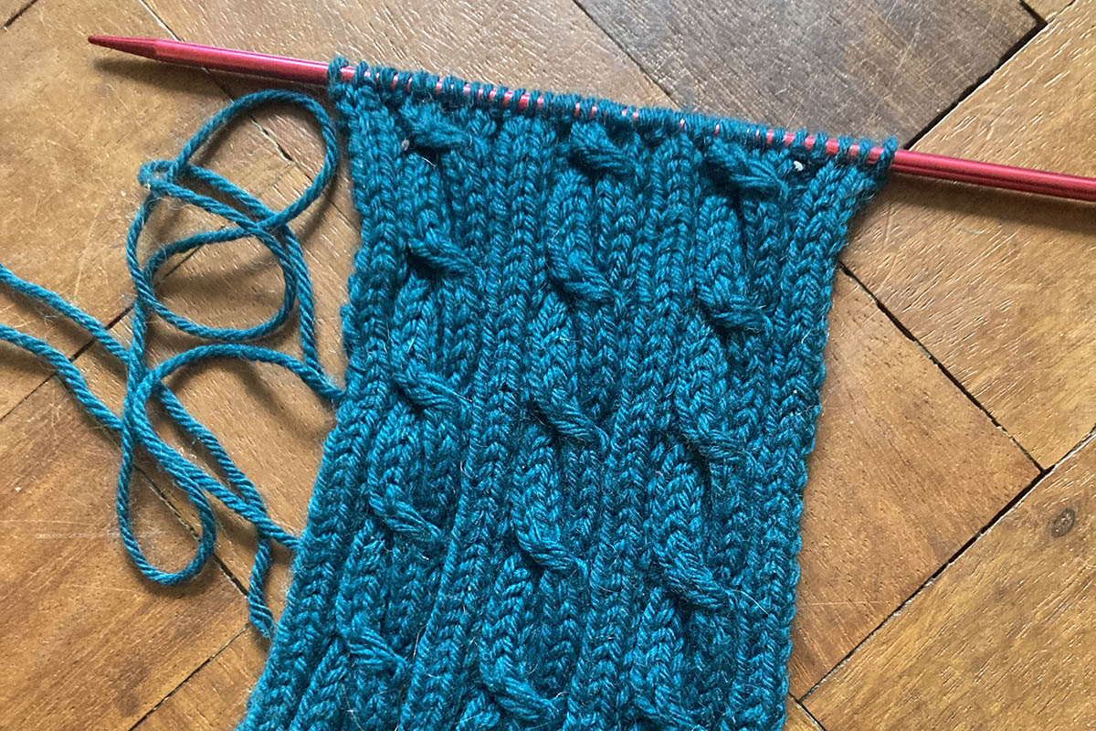 Learn to Knit: Cable Stitch